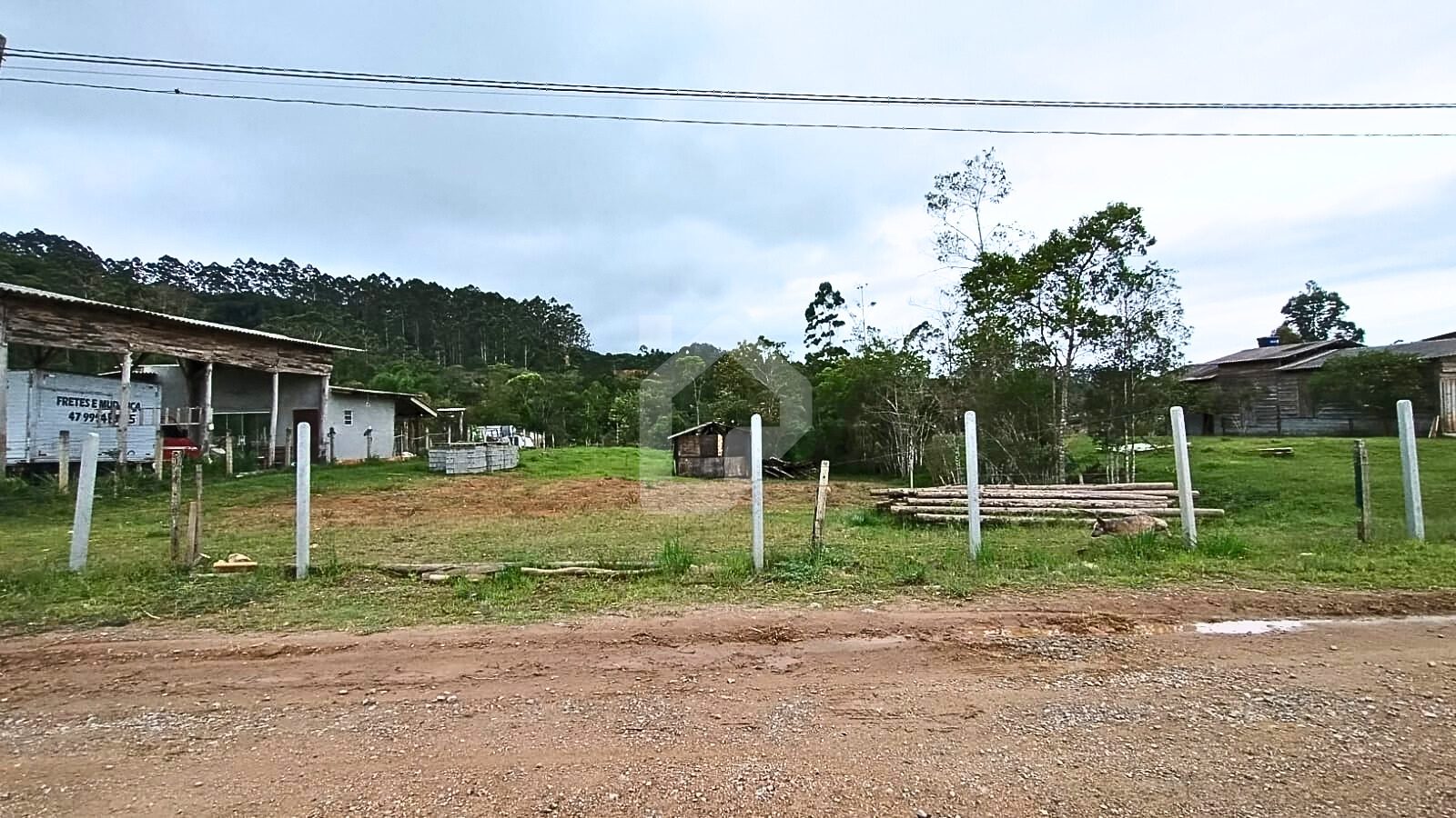 TERRENO DERVILE